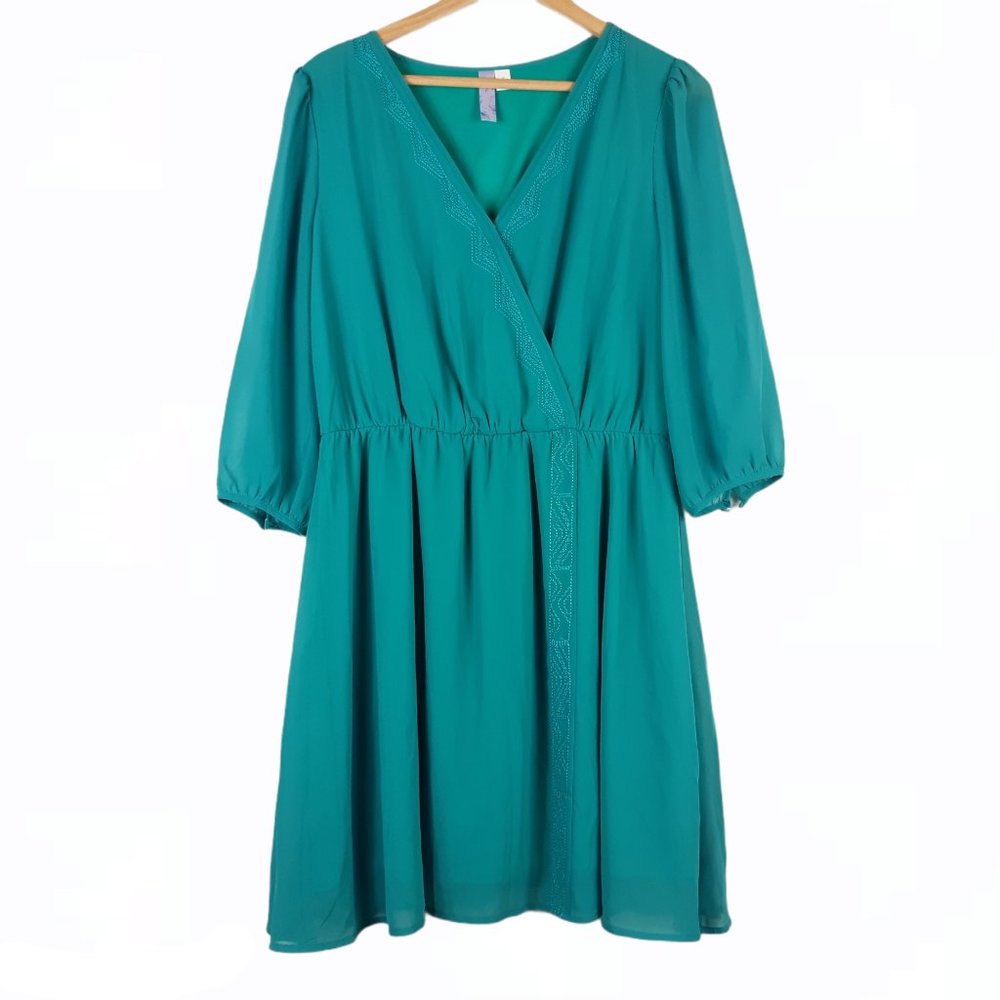 Alya Francesca's Embroider Trim Dress Size Large